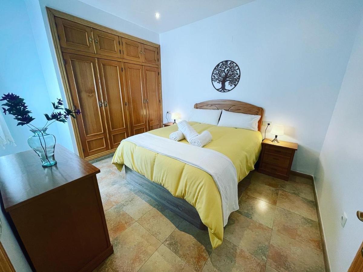 Apartamentos Colon Pondos Линарес Екстериор снимка