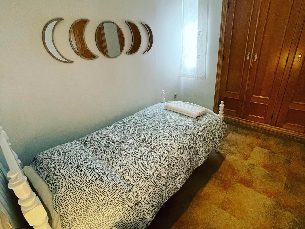Apartamentos Colon Pondos Линарес Екстериор снимка
