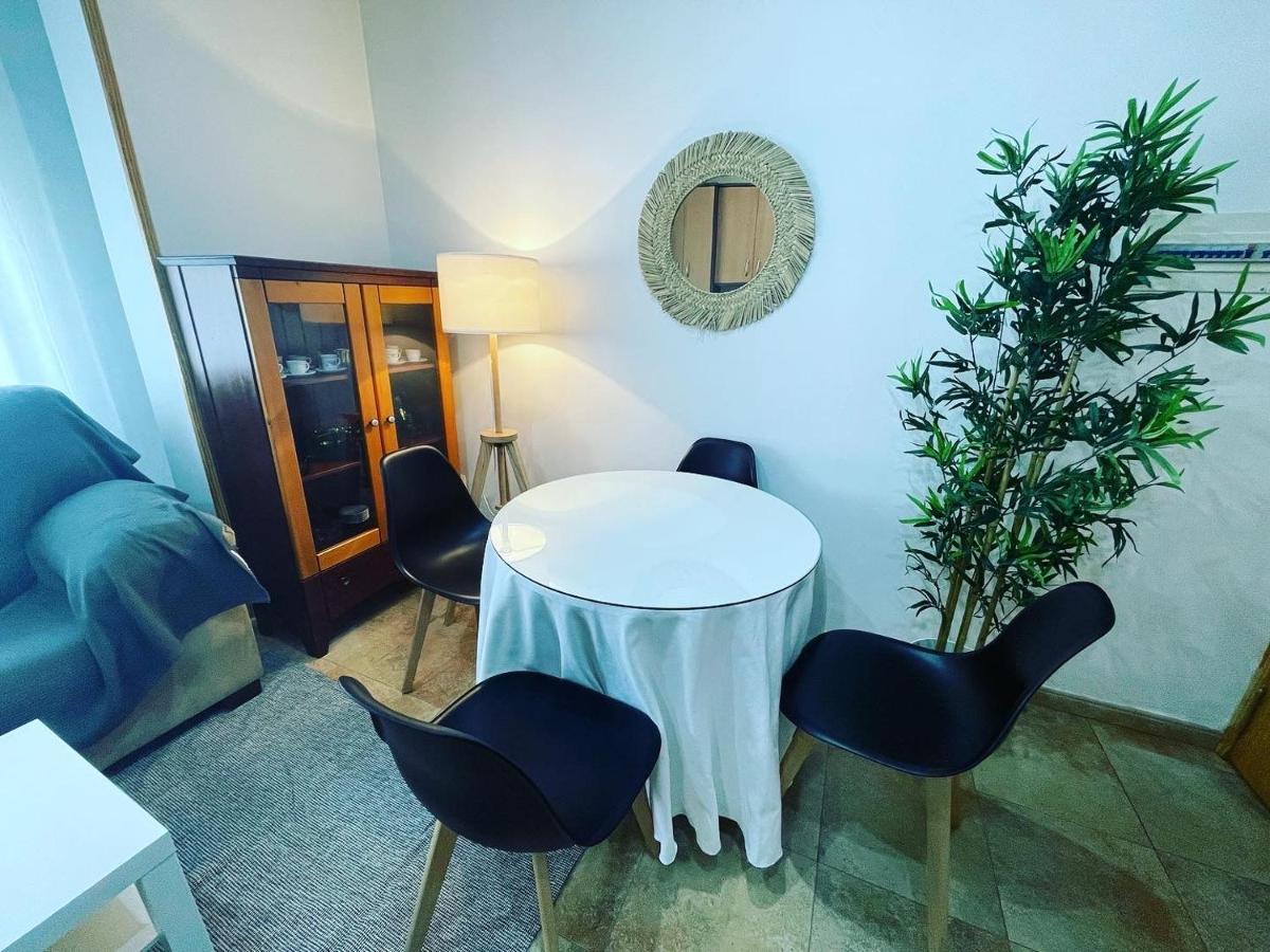 Apartamentos Colon Pondos Линарес Екстериор снимка